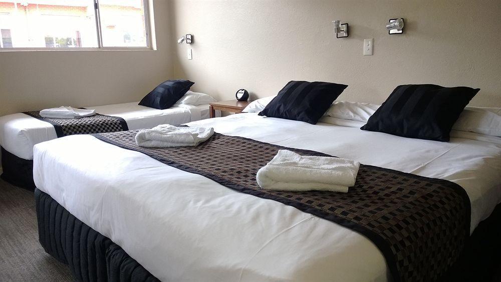Canberra Carotel Motel Экстерьер фото