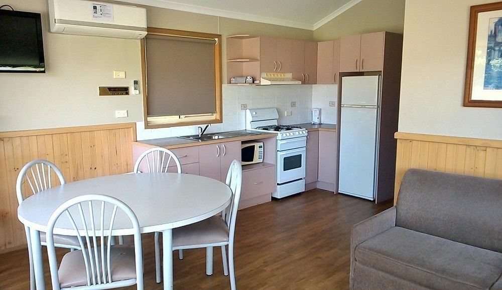 Canberra Carotel Motel Экстерьер фото